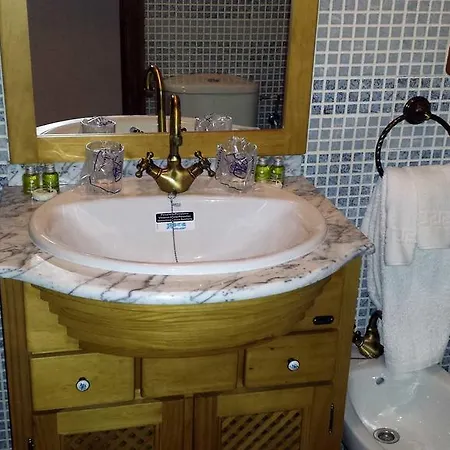 Casa Rural Puerto Del Emperador 4* Альдеануэва-де-ла-Вера