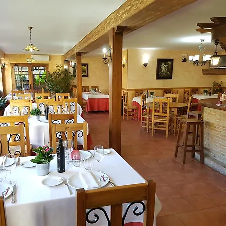 Casa Rural Puerto Del Emperador 4*