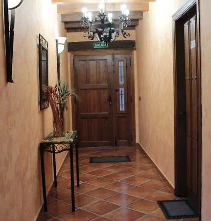 Casa Rural Puerto Del Emperador Альдеануэва-де-ла-Вера