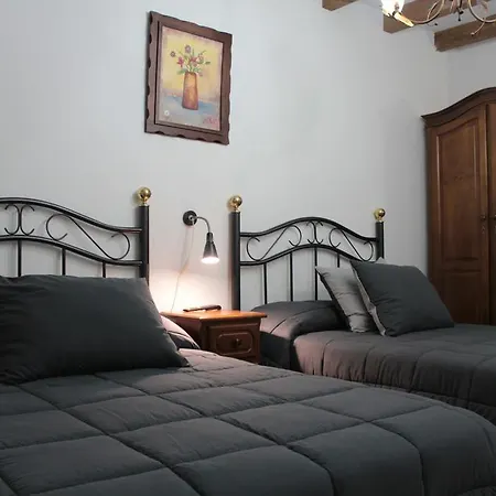 Casa Rural Puerto Del Emperador Гостевой дом 4*
