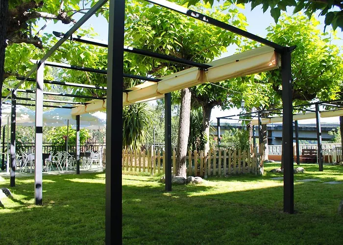 Casa Rural Puerto Del Emperador Guest house