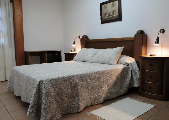 Affittacamere Casa Rural Puerto Del Emperador 4*