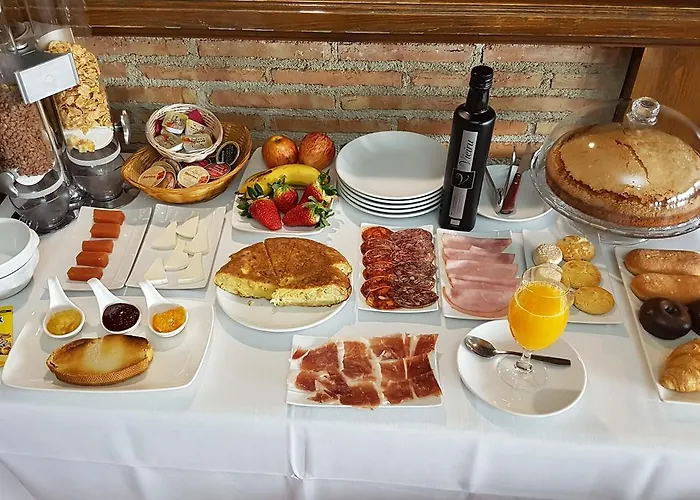 Affittacamere Casa Rural Puerto Del Emperador 4*